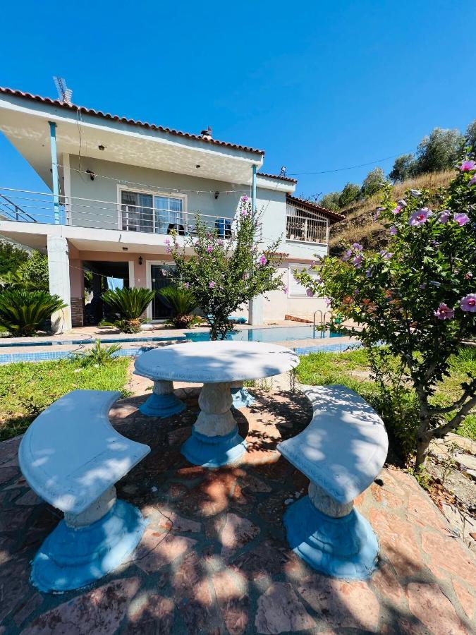 Apartament Vieri Lukovë