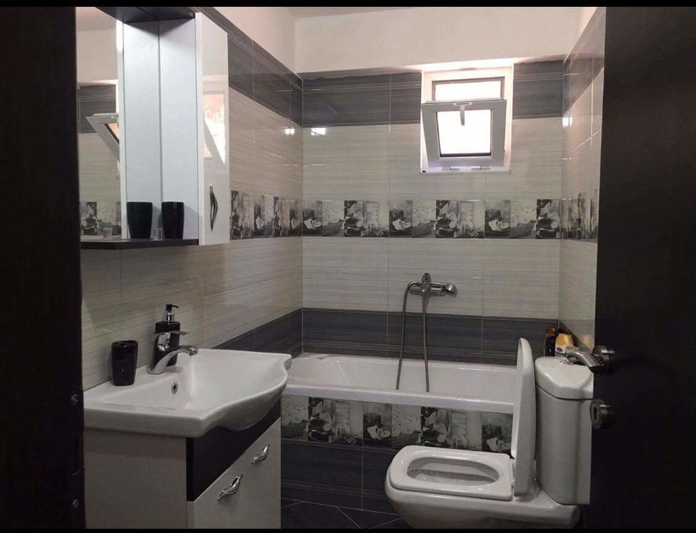 Vieri Apartment *